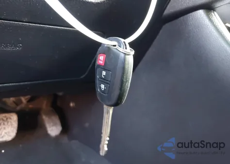 2018 Toyota Highlander Le from USA, damaged, VIN 5TDBZRFH8JS491240